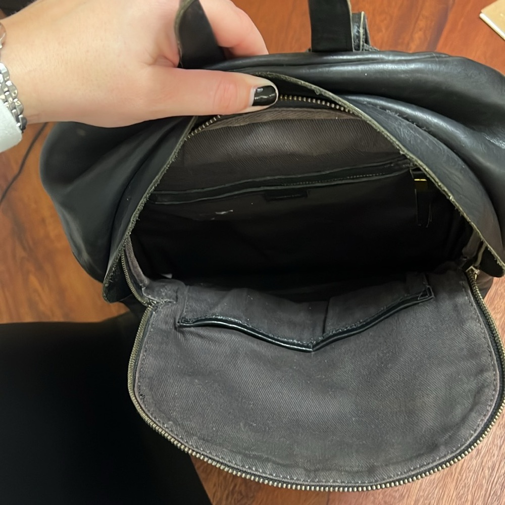 Madewell The Lorimer Backpack - Picture 5 of 7